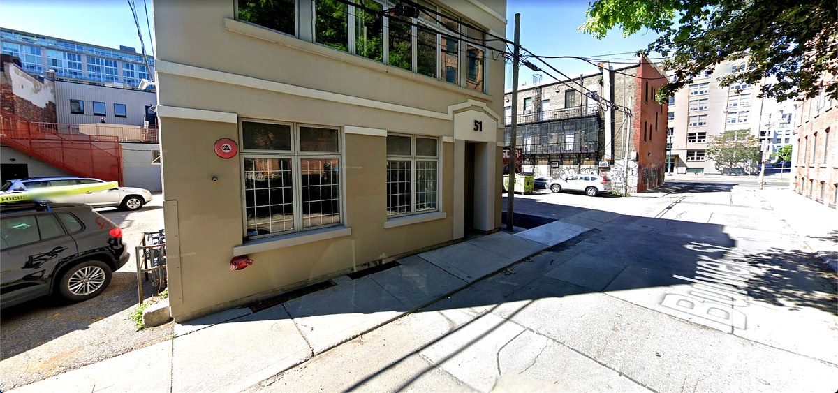 Black Lion Thai Boxing MMA Gym - 51 Bulwer St Toronto